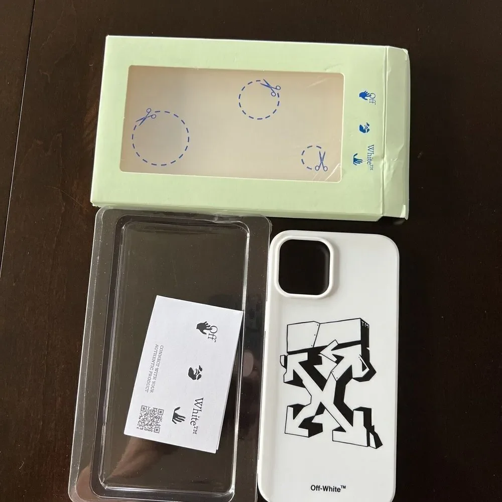 Off-White ARROW GRAFFITI C/O Virgil Abloh iPhone 12 Pro Case (MSRP 200)